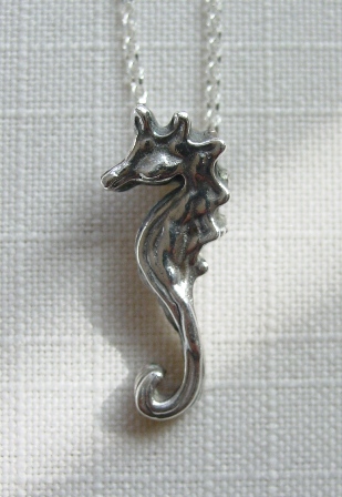 seahorse-fine-silver