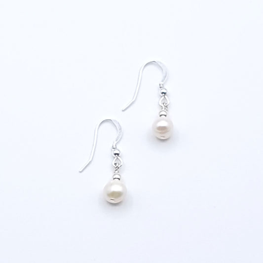 Classic Pearl Drop Earrings