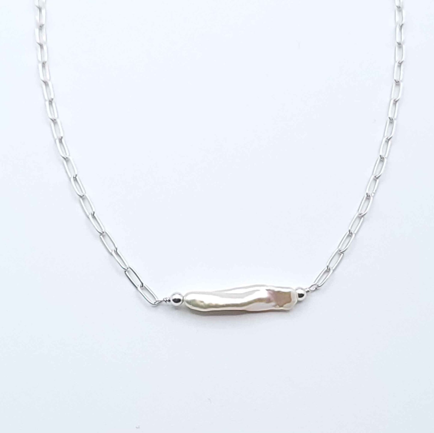 Signature Pearl Bar Necklace